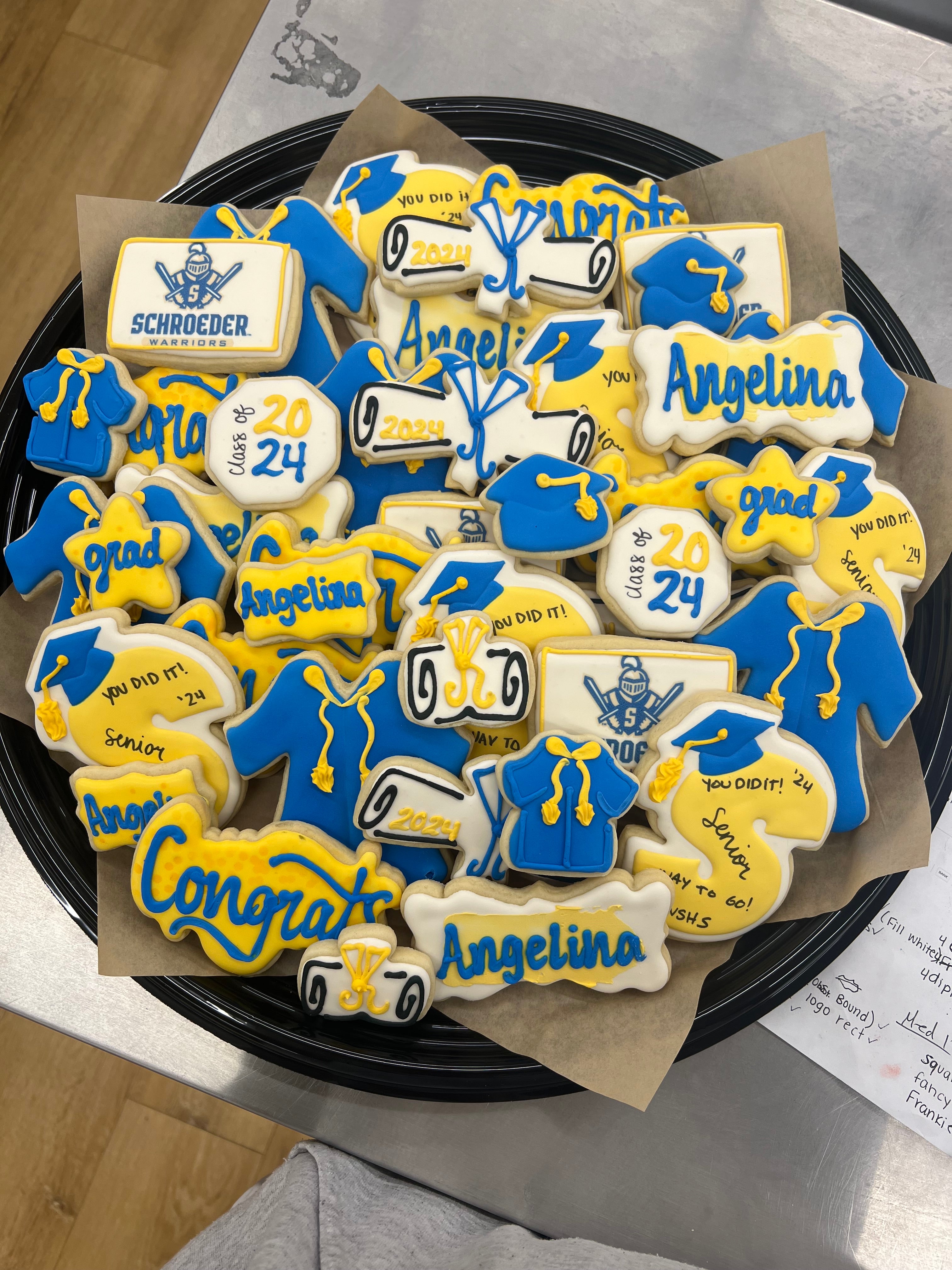 classic-grad-jenn-s-cookie-creations